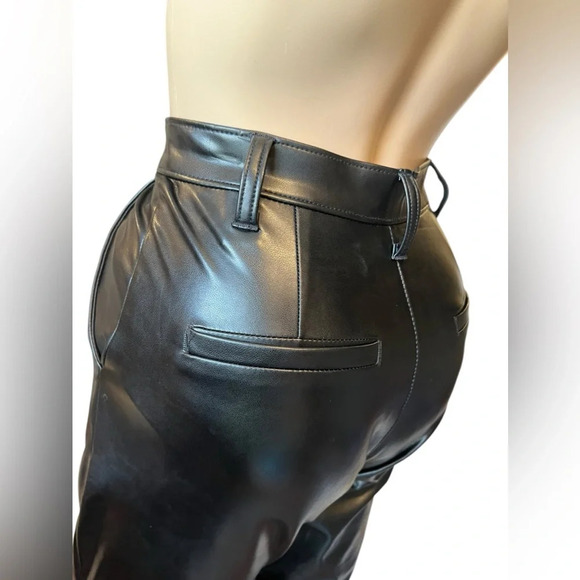 Abercrombie & Fitch Curve Love Skinny Ultra High Rise Faux Leather Pants 24/00 - Picture 9 of 16